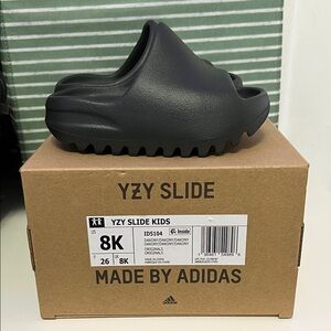 Adidas Kids YZY Slide - Dark Gray